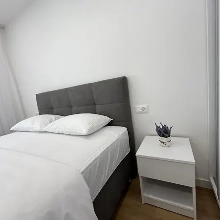 Ema Apartament Makarska