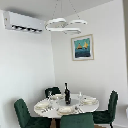 Apartament Ema