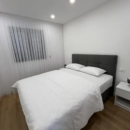 Ema * 마카르스카