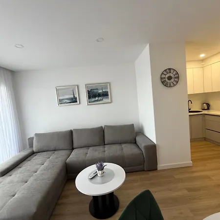 Ema * 마카르스카