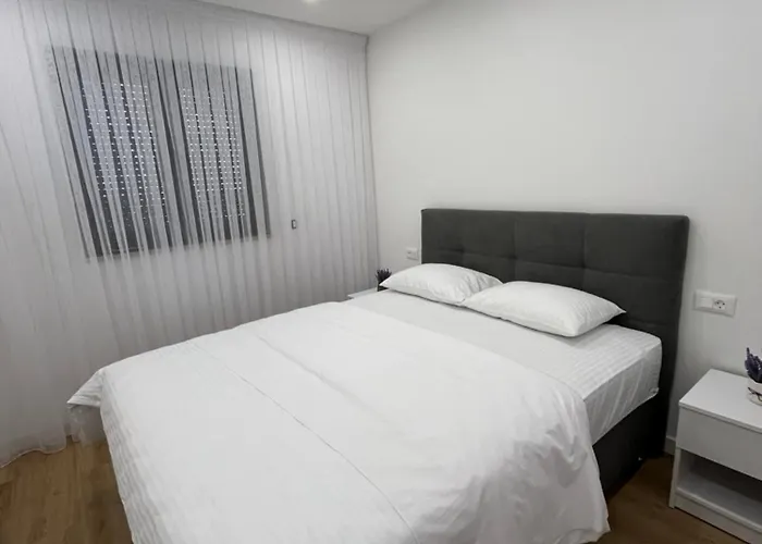 Ema * ماكارسكا